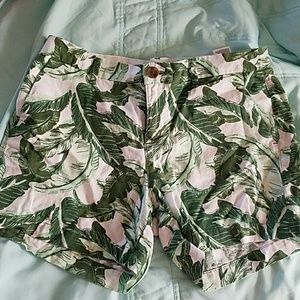 Old Navy linen palm leaf shorts